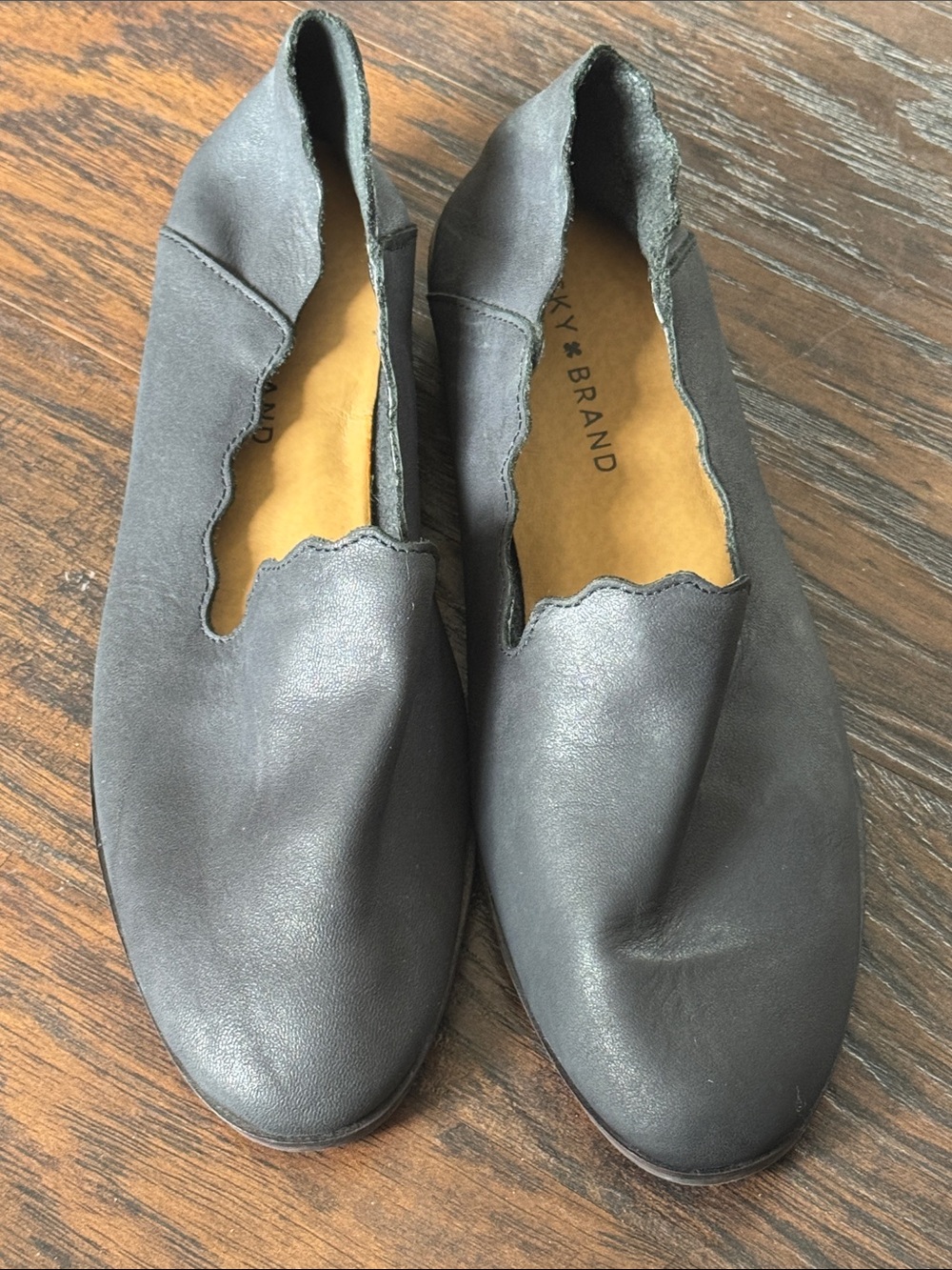 Lucky Brand Charcoal Black Scalloped Leather Slip-Ons